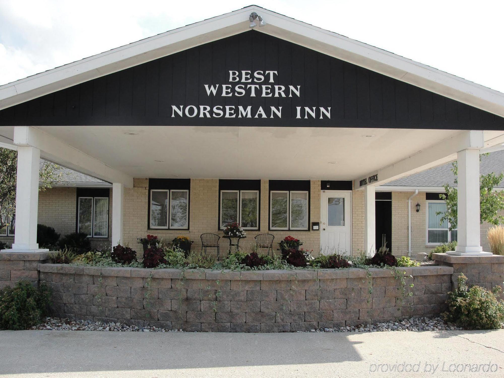 Hotel Super 8 By Wyndham Williams Esterno foto